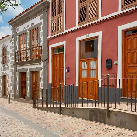 Encarna Apartment *