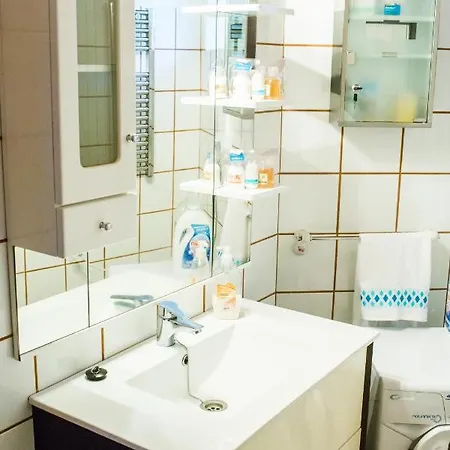 Encarna Apartment